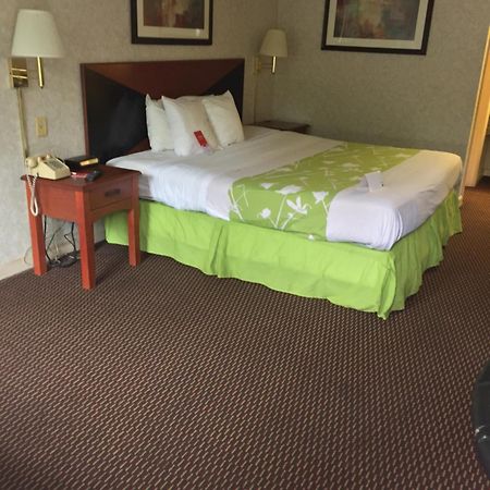 Econo Lodge Dothan Extérieur photo