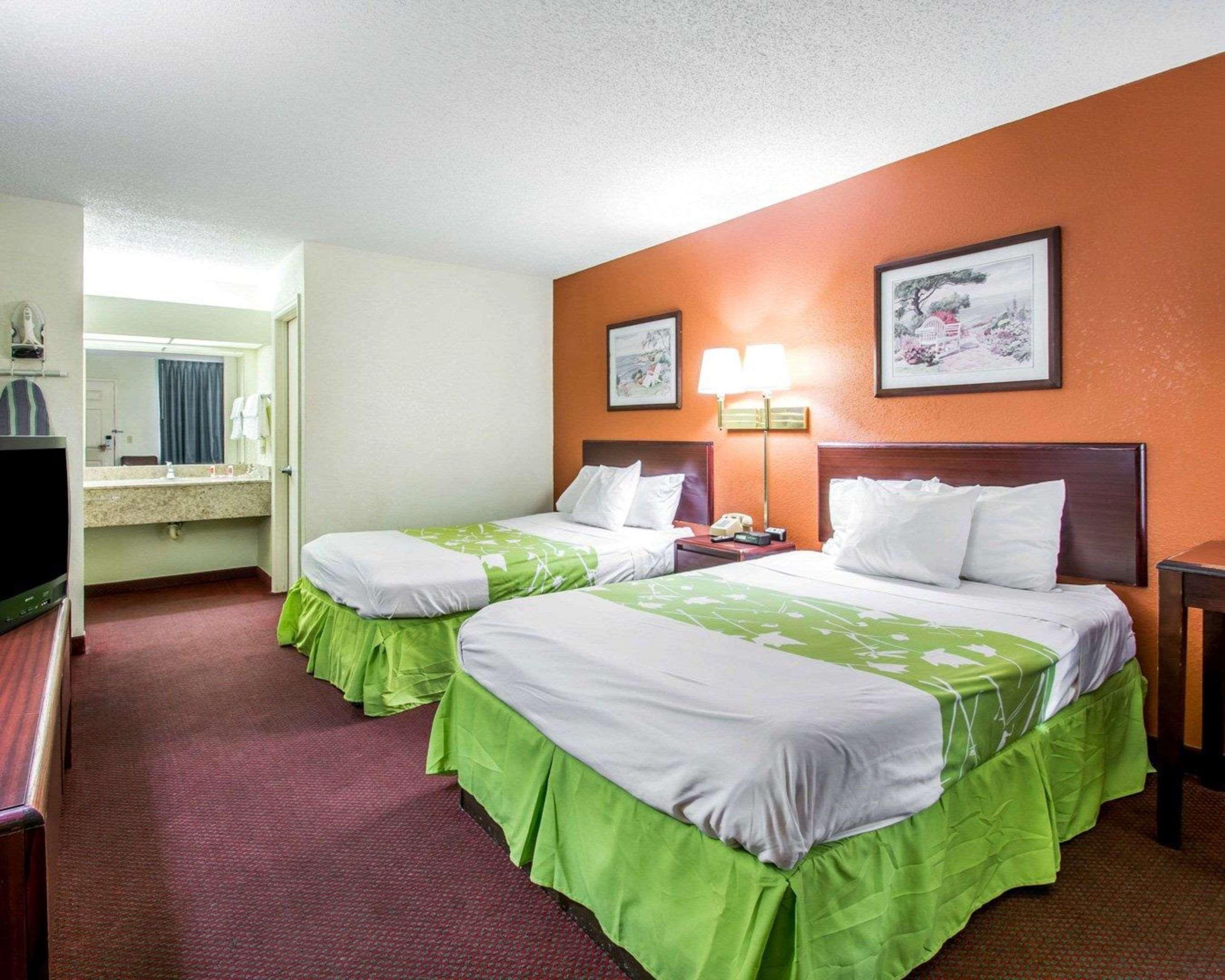 Econo Lodge Dothan Extérieur photo