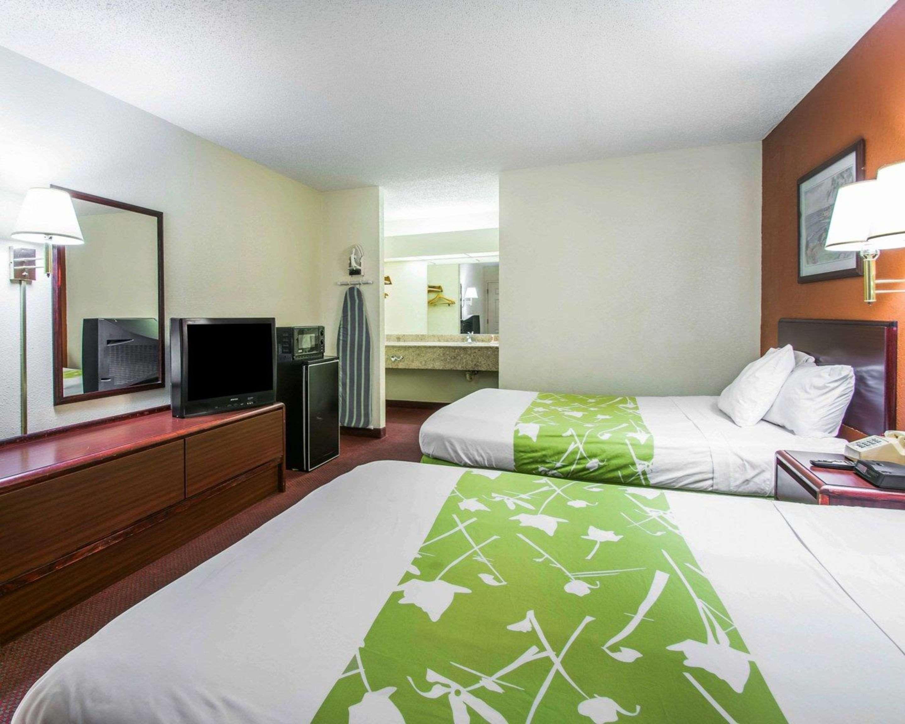 Econo Lodge Dothan Extérieur photo