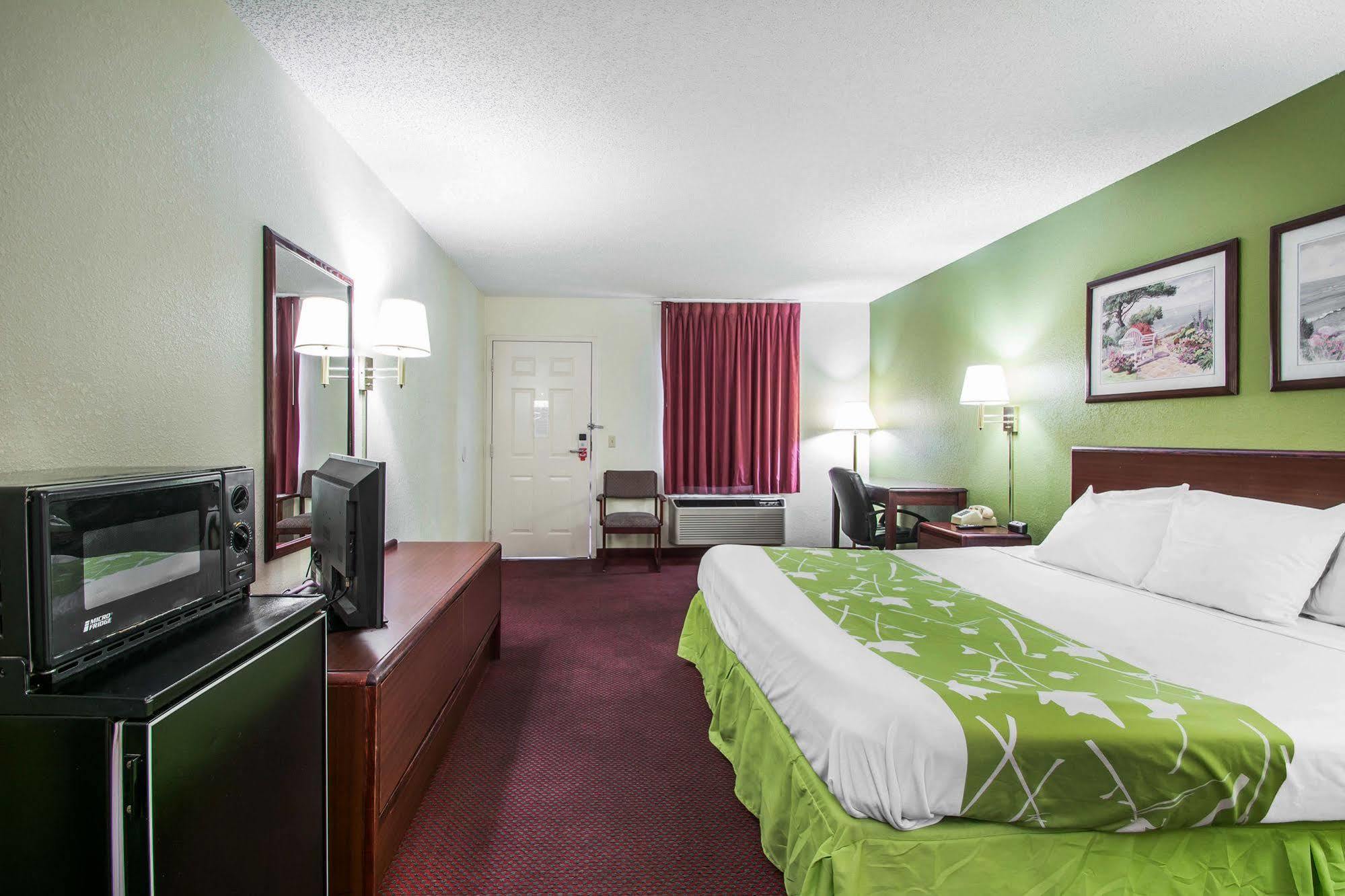 Econo Lodge Dothan Extérieur photo